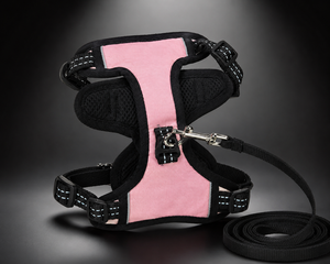 Arnés Clásico para Perro de Nailon Sólido Rosa, Ajustable, Transpirable, Acolchado, Reflectante, Talla Pequeña, Cierre de Hebilla para Perros - Product Image 1