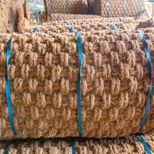 Prix usine Fibres de coco hydratées, Tapis de coco en rouleau, Corde de coco du Vietnam pour les acheteurs - Product Image 1