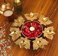 Bol Urli Lotus Artisanal en Laiton pour Décoration Puja, Usage Intérieur, Fleurs Flottantes, Art Moderne et Antique, Idéal Diwali