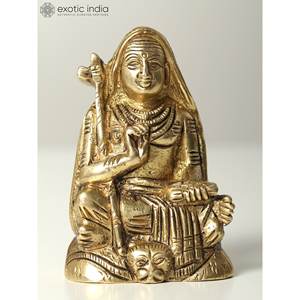 Petite sculpture en laiton Adi Guru Shankaracharya de 3 pouces pour la décoration intérieure, les cadeaux et les temples fabriqués en Inde - Product Image 1