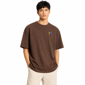 เสื้อยืดผู้ชายไซส์ใหญ่ ทรงหลวม ผ้าเนื้อนุ่ม สไตล์สตรีทแวร์ทันสมัย ใส่สบายในชีวิตประจำวัน เหมาะกับชุดลำลอง และสามารถสั่งทำได้ - Product Image 1