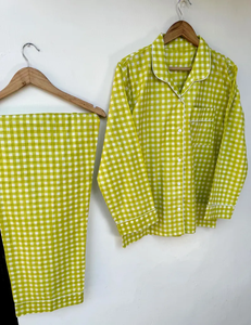 Ensemble de pyjama coordonné pour femmes Naaz Textile, imprimé animal à rayures de tigre, doux, respirant, décontracté pour l'été, vêtements de nuit en coton - Product Image 3