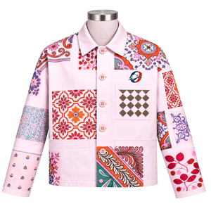 Veste de travail rose clair à motifs mosaïques, patchwork floral artistique, boutonnée sur le devant, style streetwear décontracté avec poches, design d'inspiration vintage - Product Image 1