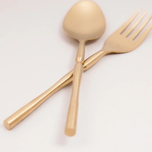 Juego de Cubiertos Dorado Mate, Diseño Minimalista, Apto para Lavavajillas, Cubiertos para Boda, Tenedores y Cucharas de Metal con Mango Trenzado - Product Image 2