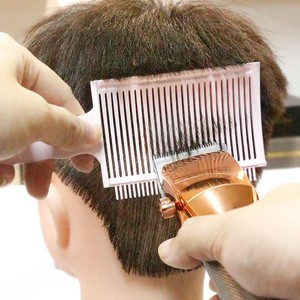 Peine de corte de pelo para barbería al por mayor, peine guía profesional para cortapelos de peluquería con punta plana - Product Image 6