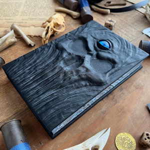 Diario de Cuero con Diseño de Esqueleto de Tercer Ojo, Libro de Hechizos de Cuero Negro con Ojo Azul, Cuaderno de Tapa Dura con Encuadernación Antigua, Papeles Blancos Hechos a Mano - Product Image 3