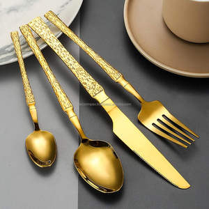 Ensemble de couverts en métal de style indien pour mariage Lavie Creations avec finition polie à la main brillante, vaisselle d'intérieur - Product Image 4