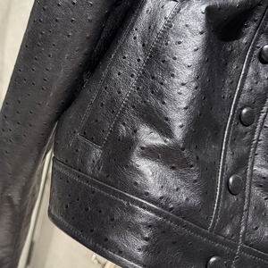Blouson aviateur en cuir véritable noir, manches longues, col rabattu, fermeture boutonnée, coupe courte, pour l'automne - Product Image 3