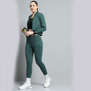 Nouvel ensemble de survêtement sportif respirant 100 % coton de haute qualité avec logo personnalisé pour femme, taille plus, ensemble jogging 2 pièces avec fermeture éclair pour l'entraînement - Product Image 5