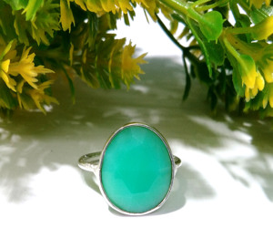 KGN SILVER JEWELLERY HOUSE Bague en argent sterling 925 massif avec pierre précieuse naturelle Chrysoprase, faite à la main, taille coussin, style bohème, troisième modèle - Product Image 3
