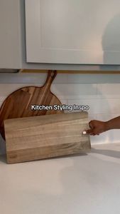 Planche à découper robuste en bois, matériau de qualité alimentaire écologique pour la cuisine, sûre pour couper la viande et les légumes - Product Image 1