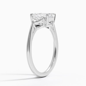 Anillo BOJ 0142 con Corte Esmeralda, Plata 925, Lujoso Anillo Solitario con Tres Puntas, Diamante de 2ct, Color D, VVS1, Moissanita GRA - Product Image 2