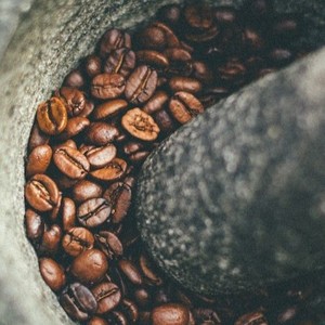 เมล็ดกาแฟโรบัสต้าคั่วเวียดนาม S14 ผู้ผลิตกาแฟแบบ OEM สำหรับโครงการจัดหาสินค้ากาแฟปริมาณมาก - Product Image 4