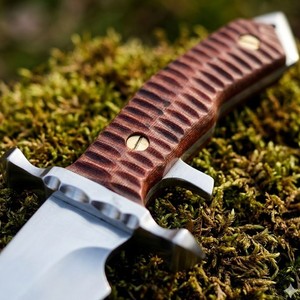 Couteau de camping Bowie artisanal sur mesure en acier inoxydable avec manche en Micarta et étui en cuir, 15 pouces, pointe clip, OEM disponible - Product Image 2