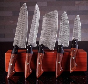 Ensemble de couteaux de cuisine en acier Damas de haute qualité et durables, 5 pièces, manche en bois, lames droites, couteaux de chef, lame polie, ambidextres - Product Image 1