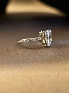 Anillo Toi Et Moi con 1.5 Quilates de Moissanita en Forma de Pera y 1 Quilate de Corte Redondo, Plata 925 Original con Baño de Rodio, Joyería para Aniversario o Fiesta, para Pareja - Product Image 5