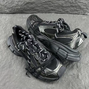 รองเท้าผ้าใบผู้ชายคุณภาพสูง ดีไซน์เนอร์ ไซส์ 3XL สำหรับใส่เดินเล่นกลางแจ้ง รองเท้าวิ่งแฟชั่นยอดนิยม ไซส์ 3XL - Product Image 5