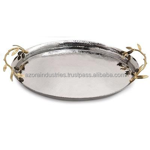 Plateau coulé en aluminium de super qualité avec poignée florale en laiton durable pour servir des gâteaux dans les hôtels avec un motif végétal - Product Image 2