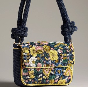 Sac de rangement de luxe moderne, sac à bandoulière brodé de perles, sac à main perlé, pochette de soirée élégante pour femme - Product Image 1