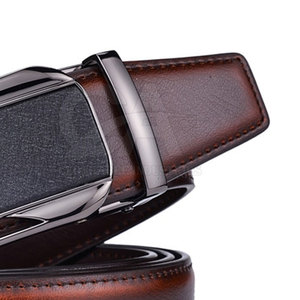 Cinturones de Cuero Vacuno de Alta Calidad de Pakistán 2026, Cinturón de Cuero Ligero para Hombre, Venta al Por Mayor, Personalizado - Product Image 5