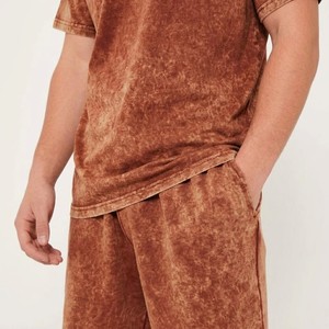 Ensemble coordonné pour homme, effet délavé à l'acide, style vintage, tons terreux, t-shirt oversize et short décontracté, tenue streetwear style désert - Product Image 6