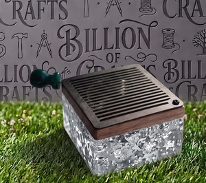 Évaporateur d'encens en résine de forme carrée avec cadre en bois et couvercle métallique à fentes pour Bakhoor Oud et décoration orientale - Product Image 5