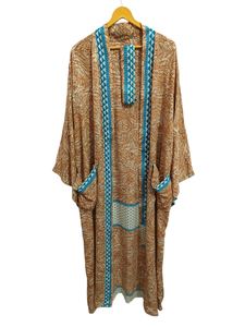 Kimono de seda Bridel con patchwork, túnica larga para cubrir el bikini, ropa de noche, hecho a mano, estilo vintage indio, kimono de sari de seda reciclada. - Product Image 5