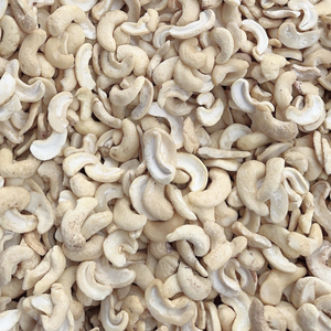 Meilleurs prix du cajou dans le monde entier, prix du cajou W240, Santigo Ltd, exportations en gros vers l'Asie, l'UE, le Moyen-Orient - Product Image 1
