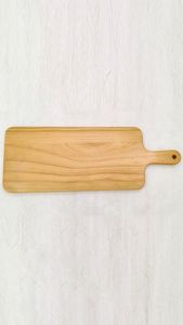 Planche à découper en bois épaisse personnalisée avec poignée, résistante à l'eau, lavable au lave-vaisselle, bloc de découpe artisanal pour présentation sur comptoir - Product Image 6