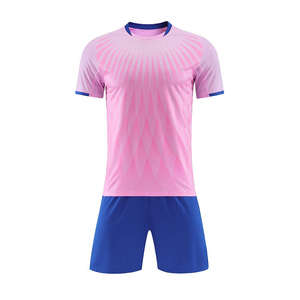 Uniformes de Fútbol Personalizados Premium con Estampados por Transferencia de Calor, Costuras Resistentes, de Secado Rápido y Manga Corta - Product Image 1