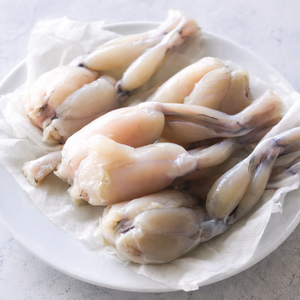 Cuisses de grenouille surgelées de qualité supérieure / Cultivées de manière durable / Transformées par IQF / Pour la vente au détail et l'hôtellerie-restauration / MS ALINA - Product Image 1