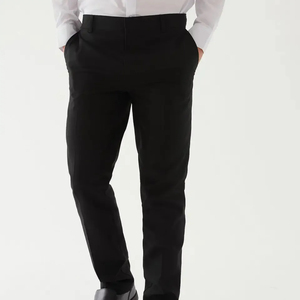 Uniforme scolaire formel pour garçons avec chemise à manches courtes et pantalon coupe droite, conçu pour le code vestimentaire scolaire. - Product Image 2