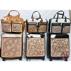 Juego de Maletas de Dos Piezas de Cuero Repujado a Mano al por Mayor para Mujer, Maleta con Ruedas y Bolso a Juego, Estilo Occidental - Product Image 1