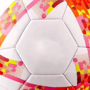 Balón de Fútbol Premium con Durabilidad Excepcional para Partidos de Club y Sesiones de Práctica de Academia - Product Image 2