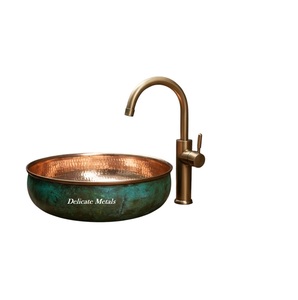 Lavabo Redondo de Cobre Verde Verdigris Delicate Metals DS-133 con Acabado de Cobre Antiguo, Duradero y de Lujo para el Hogar, 40CM - Product Image 1