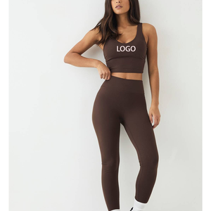 Conjunto Deportivo Minimalista para Yoga con Sujetador Deportivo de Alta Sujeción y Leggings de Cintura Alta para Correr - Product Image 1
