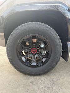 Toyota 4Runner TRD Pro 2025 USADO en Excelentes Condiciones, Volante a la Izquierda y Derecha - Product Image 2