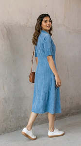 Vestido Largo Clásico de Mezclilla Azul para Mujer - Product Image 5
