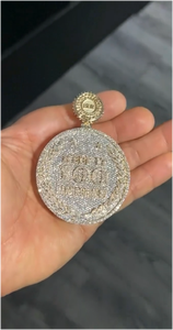 Colgante de Moissanita Personalizado con Gancho, Plata de Ley 925 Bañada en Oro, Letras Estilo HipHop, Joyería Fina, Regalo, Amuleto con Forma - Product Image 4