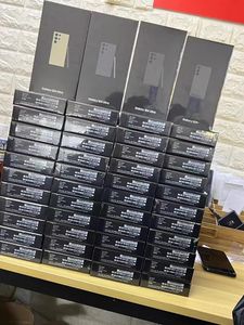 Teléfono Inteligente 5G Desbloqueado de 6.7 Pulgadas S24+ con CPU Octa Core, LTE/CDMA, Android 14, Cámara de 200MP, Pantalla LCD de 120Hz, Carga Rápida - Product Image 2