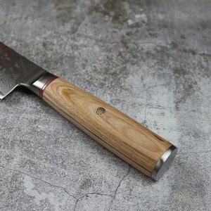 Couteau de chef artisanal personnalisé en acier Damas forgé, manche en bois, étui en cuir, design ambidextre, style industriel - Product Image 3