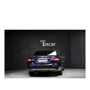 Mercedes-Benz Clase E E450 4MATIC Exclusive Septiembre 2021 53,404 km Volante a la Izquierda Caja de Cambios Automática Cámara Trasera - Product Image 4