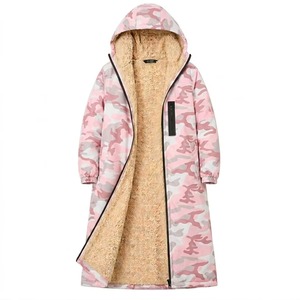 Bata de equitación premium impermeable con forro de sherpa y nailon, ropa profesional para montar a caballo, batas de equitación sublimadas - Product Image 1