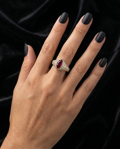 Bague de cocktail en or 14 carats avec rubis naturel taille marquise et diamants naturels ronds pour les occasions festives, bijoux fins - Product Image 3