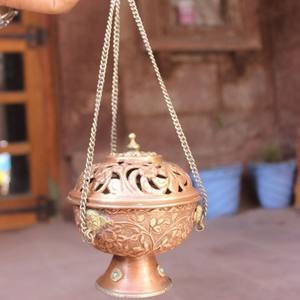 Quemador de Incienso Premium de Latón Pesado con Tapa Ventilada para Rituales de Templo, Pooja en el Hogar y Suministro al por Mayor para Exportación - Product Image 1