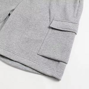 Pantalones Cortos Bermuda de Algodón Gris para Hombre, Cintura Elástica, Color Sólido, con Bolsillos, Tejido Transpirable, Corte Medio, Esenciales - Product Image 4