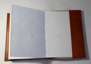 Carnet personnalisé en cuir de chèvre véritable avec couverture en relief à motif floral moderne, couleur brun clair, rechargeable, 100 feuilles, 6"x8" - Product Image 5