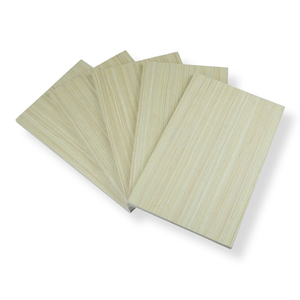 Contreplaqué commercial FOMEX GREENWOOD E1 avec surface lisse pour la fabrication de meubles d'intérieur - Product Image 1