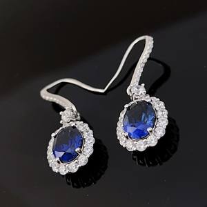 Boucles d'oreilles pendantes Victoria Sapphire en argent sterling, pierre de naissance de septembre, cadeau de mariage ou de Noël pour femme - Product Image 3