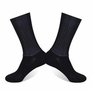 Chaussettes courtes pour hommes, blanches, en polyester tricoté, respirantes, pour le sport, couleur unie, style classique, avec revers rembourré, personnalisables - Product Image 3